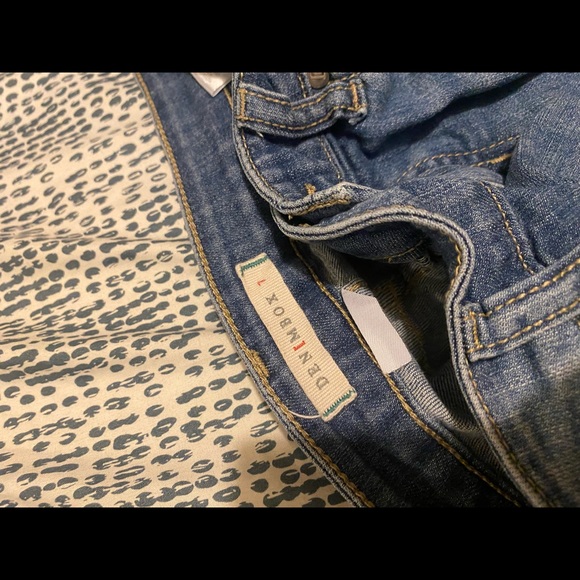 DenimBox Jeans - Picture 2 of 3